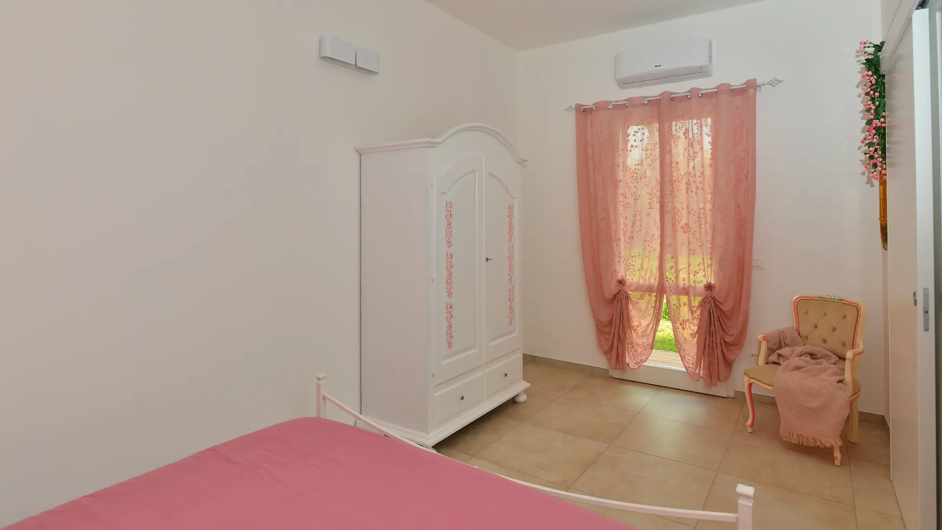Le Carezze di Nonna Diva | Camelia