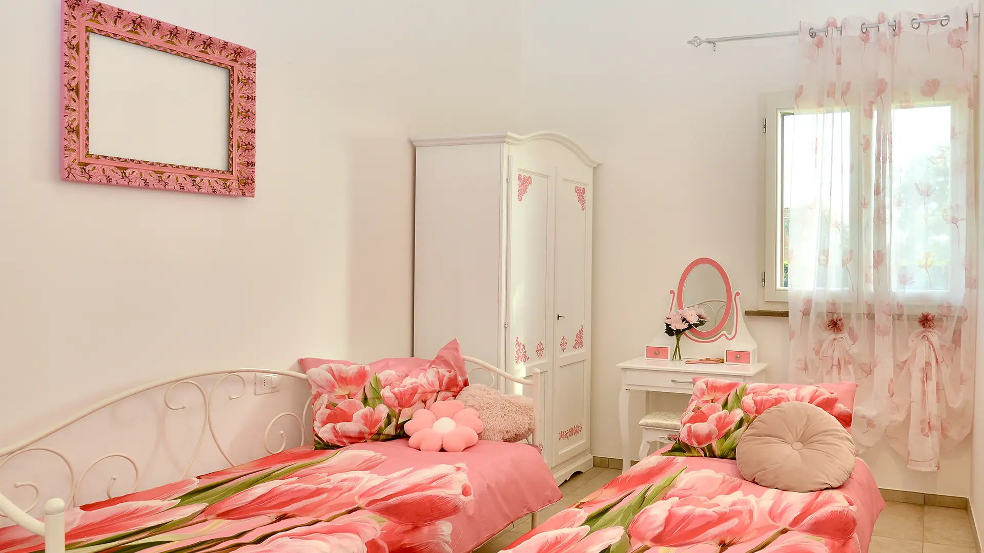 Le Carezze di Nonna Diva | Camelia